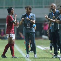 Wasit Kontroversial dalam Laga Indonesia vs Bahrain: CHUTOGEL Bahas Protes PSSI